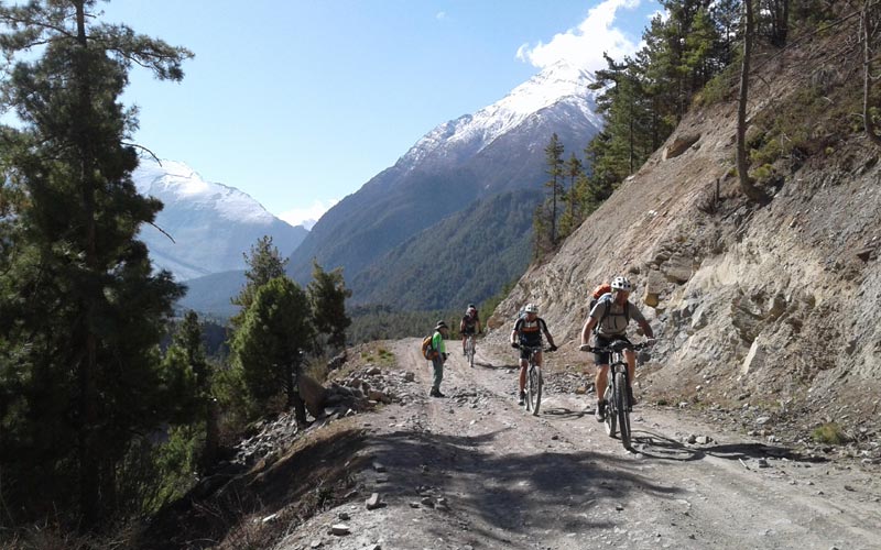 Jomsom - Pokhara Mountain Bike Tour