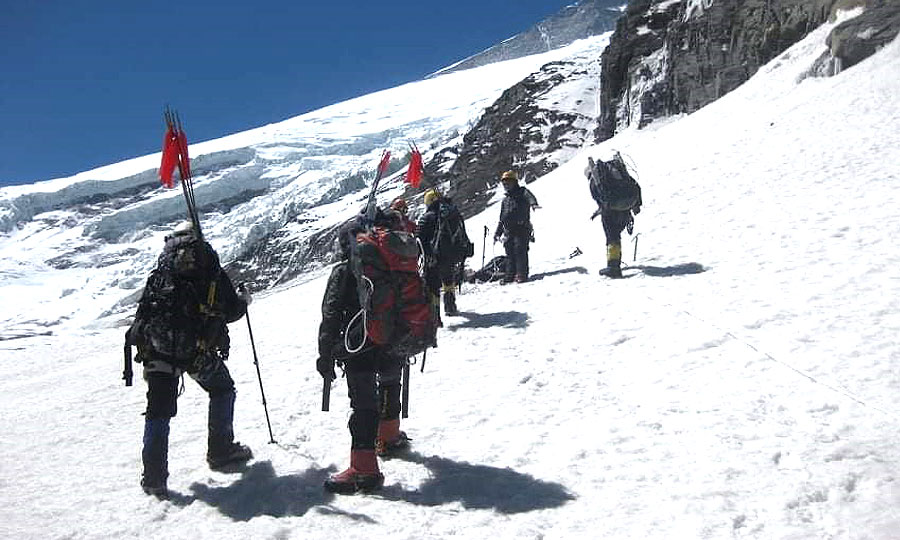 Dhaulagiri Expedition (8167m)