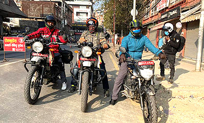 Central and Eastern Nepal motorbike tour
