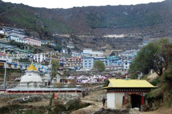 Everest Base Camp Trek with Kathmandu City Tour (16 Days)