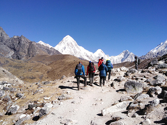 Way to Gorakhshep