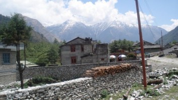 Jomsom to Muktinath Deluxe Trek