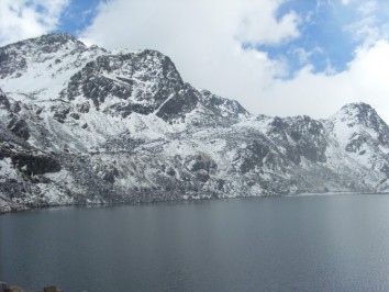 Langtang-Gosainkunda-Helambu Trek