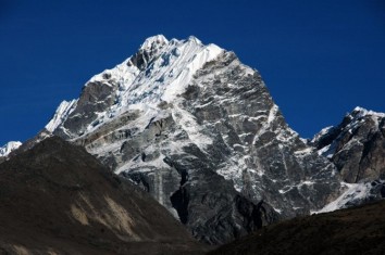 Lobuche East Peak Climbing