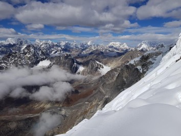 Lobuche West Peak Climbing (Lobuje Peak)