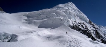 Pachermo Peak Climbing