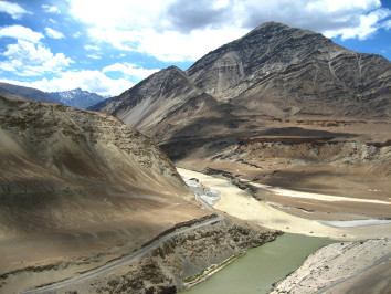 Markha Valley Trek Tour
