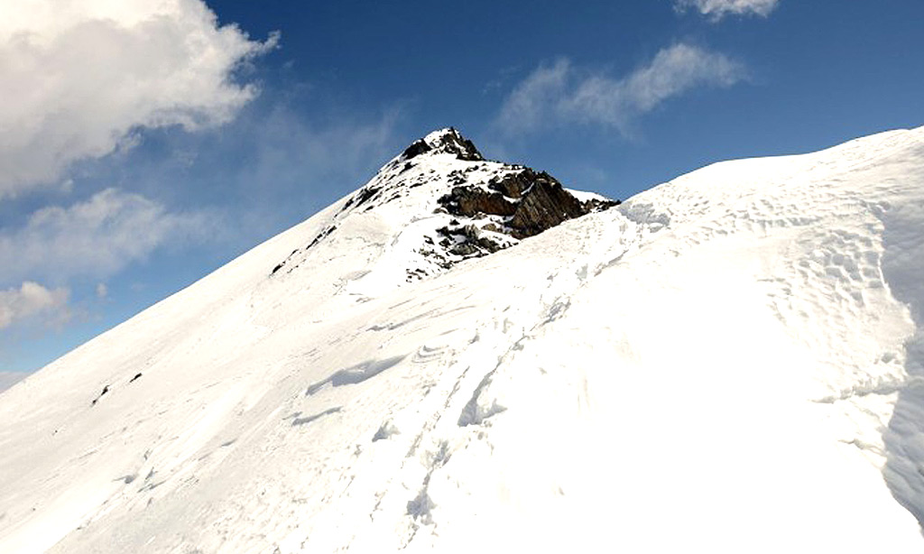 Dormo Peak Climbing (33 days)