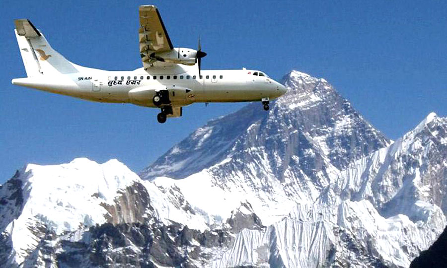Everest Mountain Flight