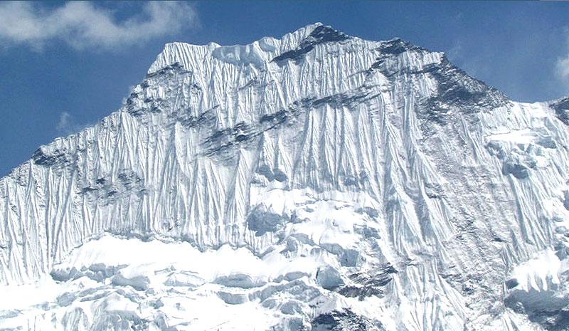 Ombigaichen Peak Climbing