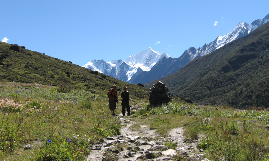 Rupinala Dudh Pokhari Trek