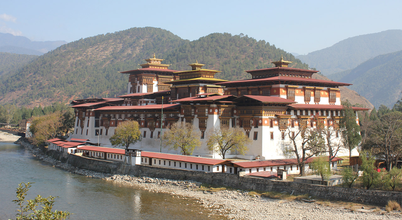 The Living Bhutan Tour